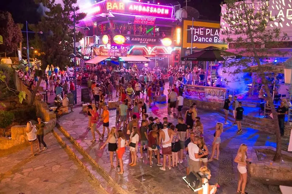 Ayia Napa Studio 0*, 圣纳帕